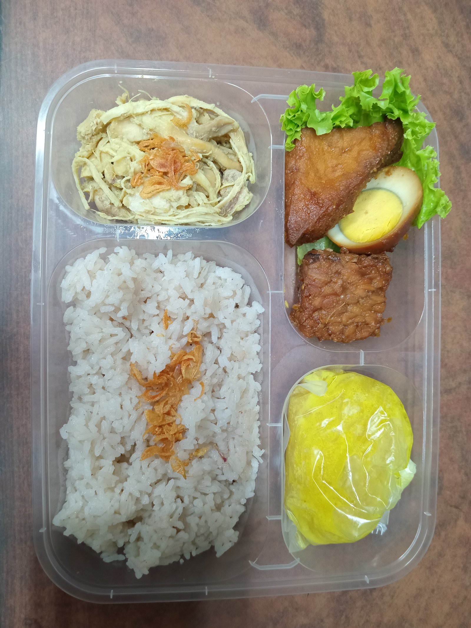 PO Nasi Semarang (Nasi Gurih, Ayam Opor Suwir, Tahu Tempe Bacem, Sayur Labu, Telur Kecap)